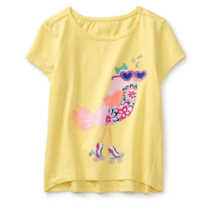 camiseta amarilla de pájaro en patines para niña