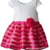 vestido infantil blanco y fucsia con falda de organza a rayas para niña